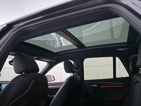 Used 2019 BMW X1 sDrive28i w/ Convenience Package image 23