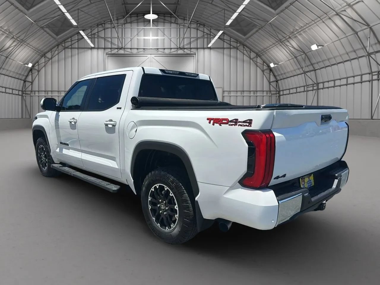 Used 2025 Toyota Tundra SR AWD/4WD image 6