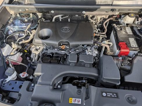 Used 2024 Toyota RAV4 XLE FWD image 34