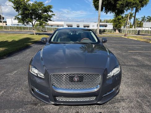 Used 2016 Jaguar XJ L Portfolio image 13