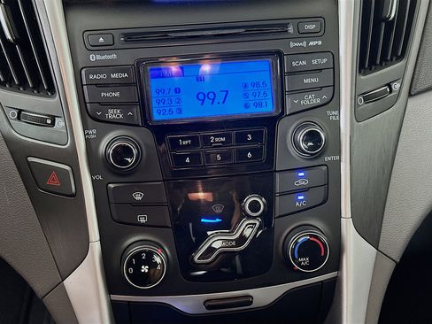 Used 2013 Hyundai Sonata GLS image 21