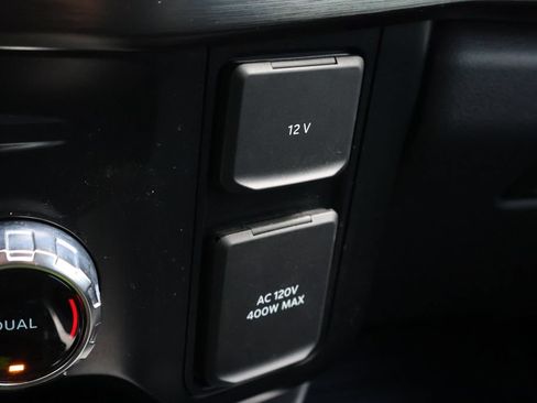 Used 2023 Ford F250 Lariat w/ Sport Appearance Package AWD/4WD image 25