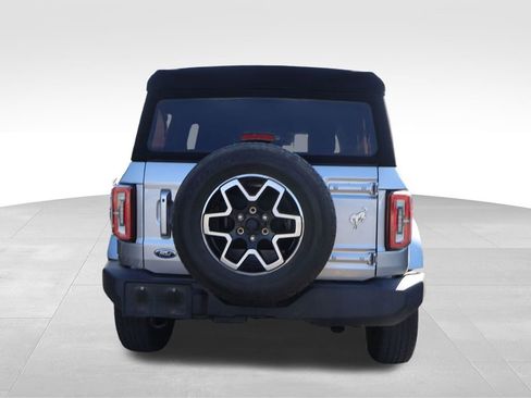 Used 2024 Ford Bronco Outer Banks image 14