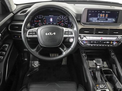 Used 2022 Kia Telluride SX w/ SX Prestige Package image 43