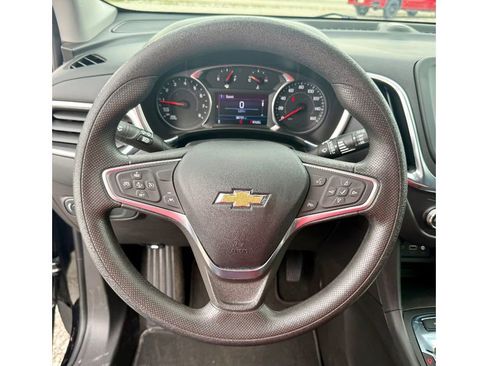 Used 2023 Chevrolet Equinox LT image 16