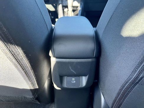 Certified 2025 Nissan Versa SV w/ Trunk Package FWD image 29