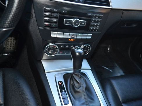 Used 2013 Mercedes-Benz C 300 4MATIC Sedan image 23