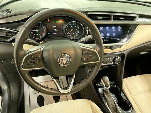 Used 2021 Buick Encore GX Preferred w/ Cold Weather Comfort Package image 4