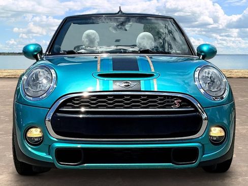 Used 2017 MINI Cooper S FWD image 2