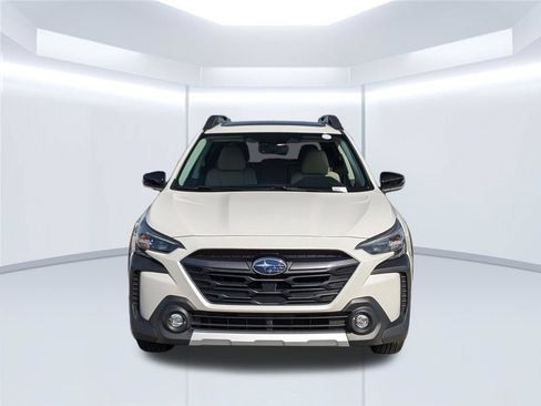 Used 2024 Subaru Outback Limited AWD/4WD image 10