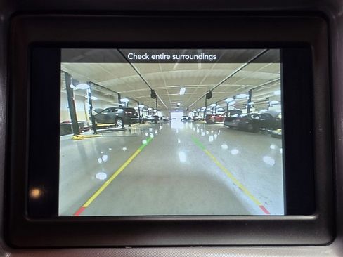 Used 2023 Dodge Challenger SXT w/ Blacktop Package image 25