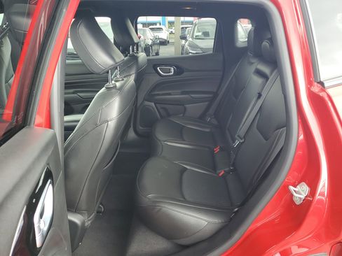 Used 2022 Jeep Compass Limited AWD/4WD image 14