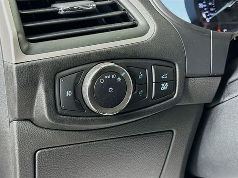 Used 2024 Ford Edge ST-Line image 10