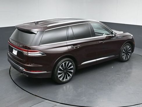 Certified 2023 Lincoln Aviator Black Label Grand Touring w/ Class IV Trailer Tow Package AWD/4WD image 55