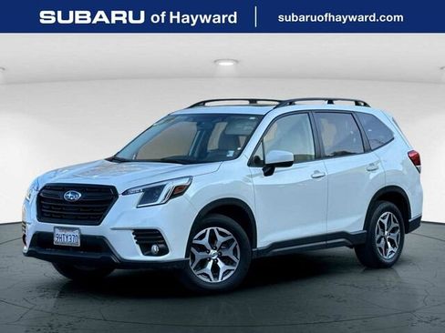 Certified 2023 Subaru Forester Premium image 1