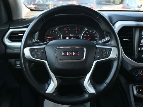 Used 2023 GMC Acadia SLT image 24