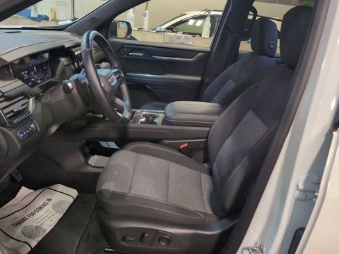 Used 2025 GMC Acadia Elevation image 20