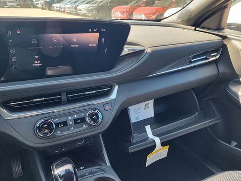 New 2026 Buick Envista Sport Touring w/ Convenience I Package FWD image 32
