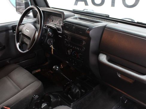 Used 2006 Jeep Wrangler SE AWD/4WD image 10