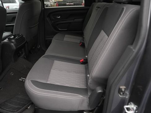 Used 2023 Nissan Titan SV w/ SV Convenience Package image 12