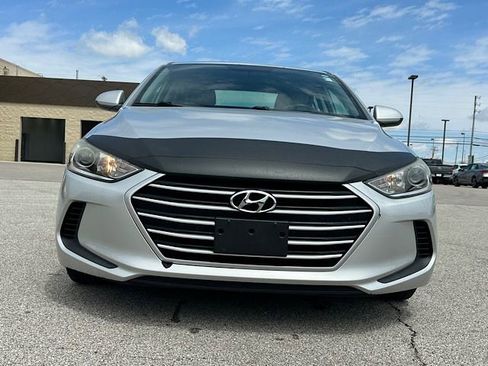 Used 2017 Hyundai Elantra SE FWD image 11