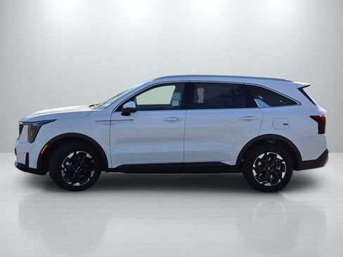 New 2026 Kia Sorento S FWD image 9
