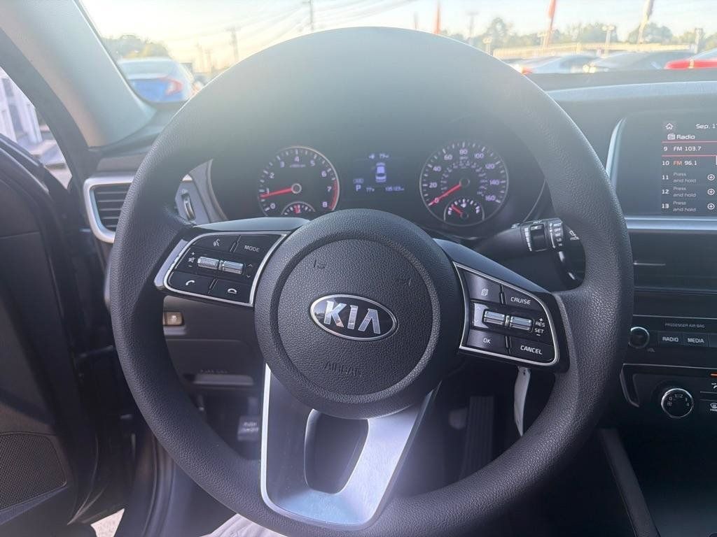 Used 2020 Kia Optima LX FWD image 19
