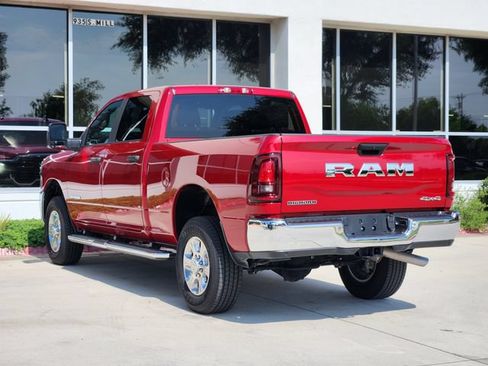 Certified 2026 RAM 2500 Big Horn AWD/4WD image 5