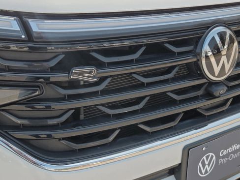 Certified 2024 Volkswagen Atlas SEL Premium R-Line AWD/4WD image 38