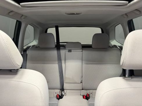 Used 2018 Subaru Forester 2.5i Premium w/ All-Weather Package AWD/4WD image 21