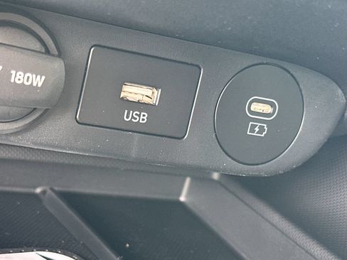 New 2026 Hyundai Elantra Sport FWD image 32