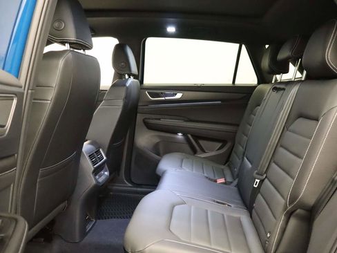 New 2026 Volkswagen Atlas Cross Sport SEL R-Line AWD/4WD image 15