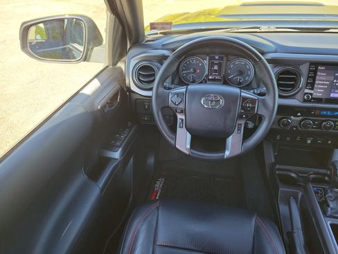Used 2023 Toyota Tacoma TRD Pro AWD/4WD image 19