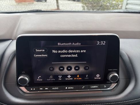 Used 2023 Nissan Rogue SV image 19