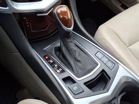 Used 2013 Cadillac SRX Premium image 26