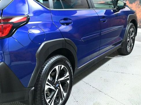 Used 2024 Subaru Crosstrek 2.0i Premium image 9
