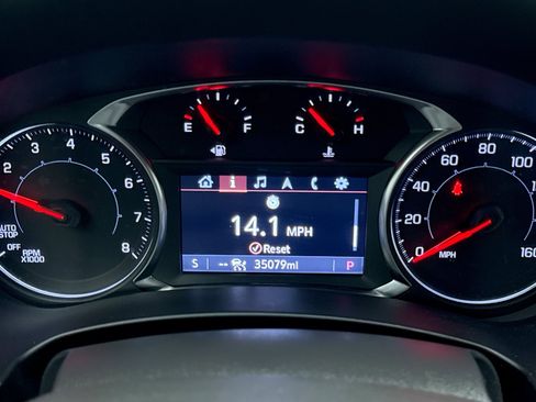 Used 2023 GMC Terrain SLT AWD/4WD image 13
