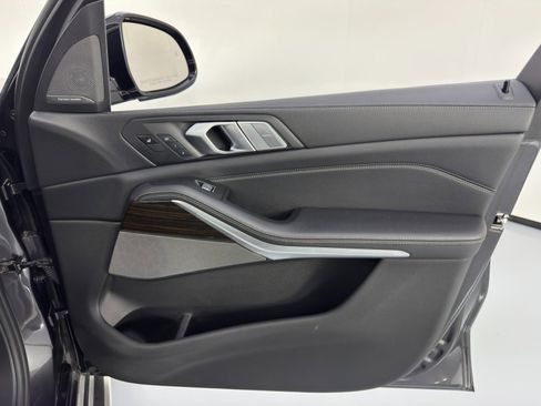 Used 2019 BMW X7 xDrive40i w/ Premium Package image 48