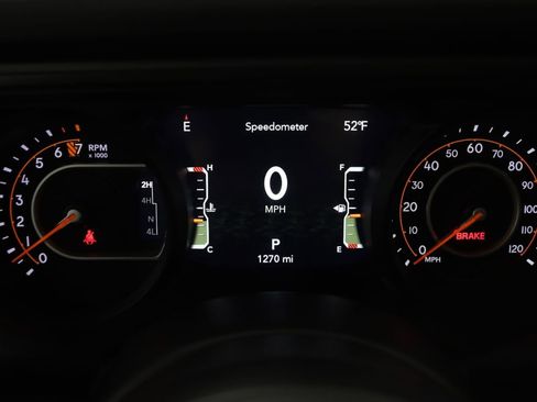 Used 2025 Jeep Gladiator Mojave image 18