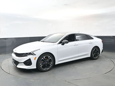 Used 2021 Kia K5 GT-Line image 2