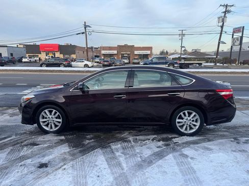 Used 2015 Toyota Avalon XLE Premium image 8