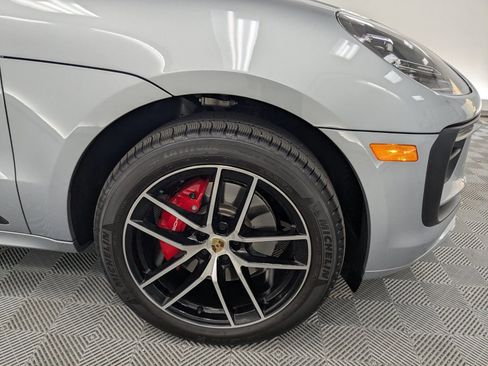 Used 2024 Porsche Macan S image 12