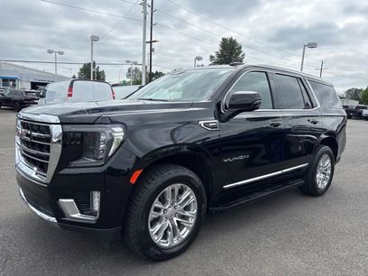Used 2024 GMC Yukon SLT w/ SLT Luxury Package