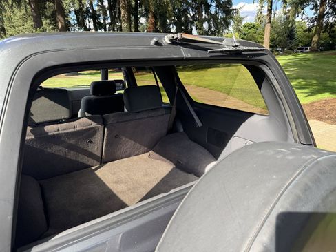 Used 1990 Toyota 4Runner SR5 AWD/4WD image 36