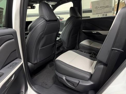 New 2026 Lexus TX 500h AWD image 14