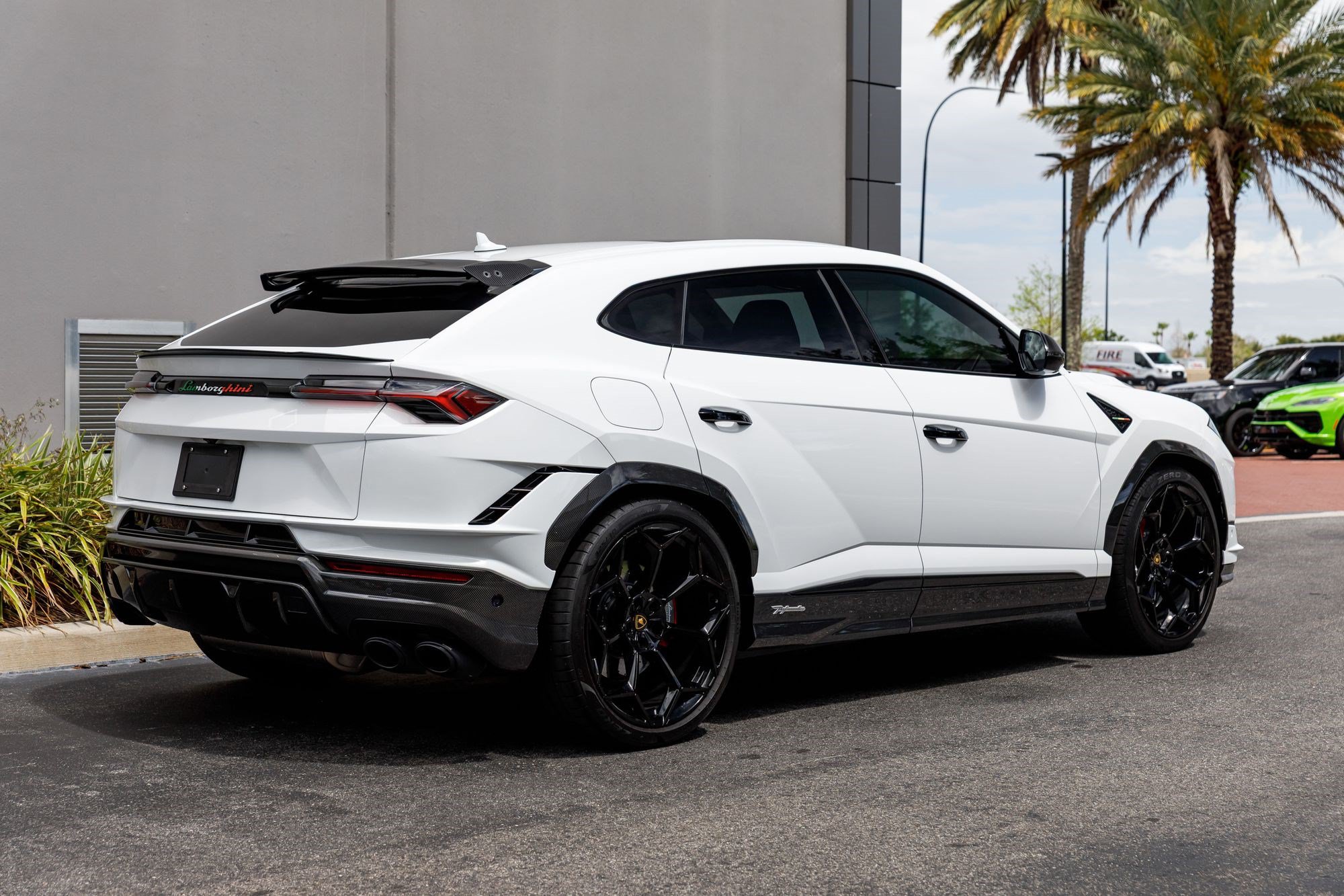 Used 2024 Lamborghini Urus Performante AWD/4WD image 5