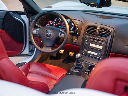 Used 2010 Chevrolet Corvette Convertible w/ Preferred Equipment Group image 37