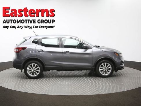 Used 2021 Nissan Rogue Sport S image 43