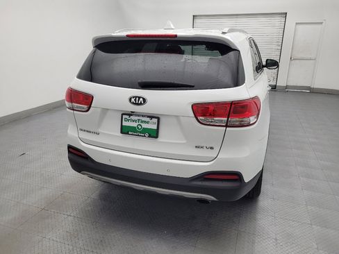 Used 2016 Kia Sorento EX AWD/4WD image 7
