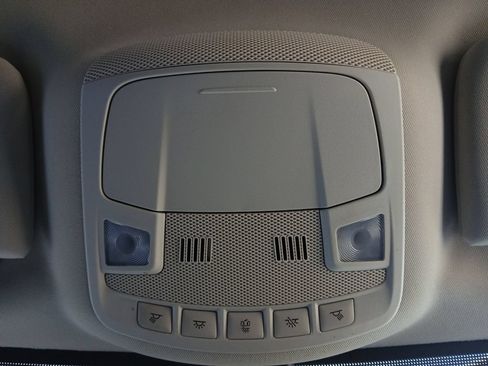 Used 2024 Ford Edge SEL AWD/4WD image 7